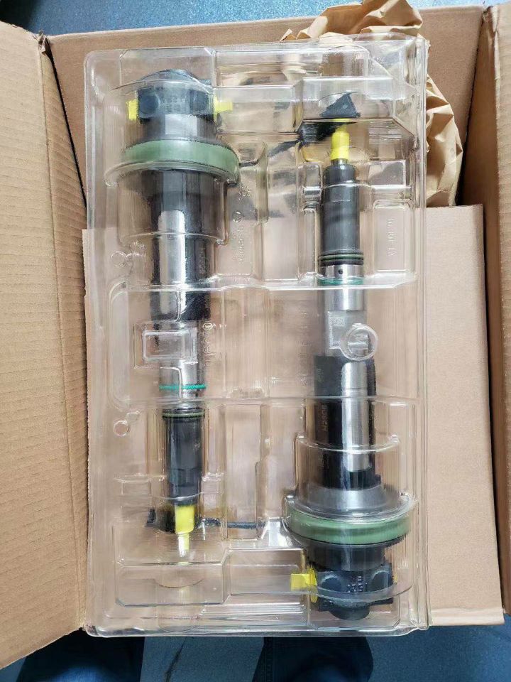 4964170  Cummins QSK19 Bosch diesel injector 4964170 Y431K05420
